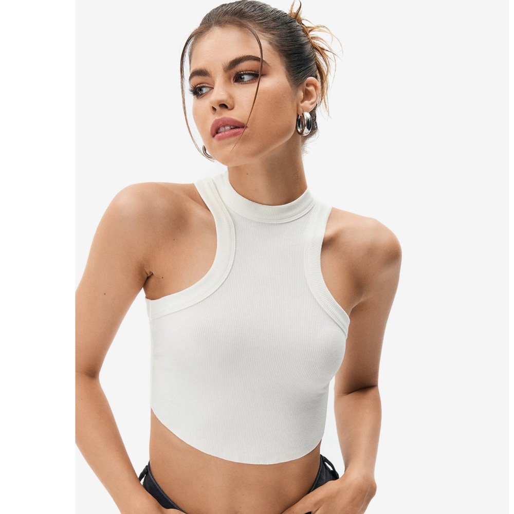 SOLADO Racerback Curved Hem Crop Tank Top size M